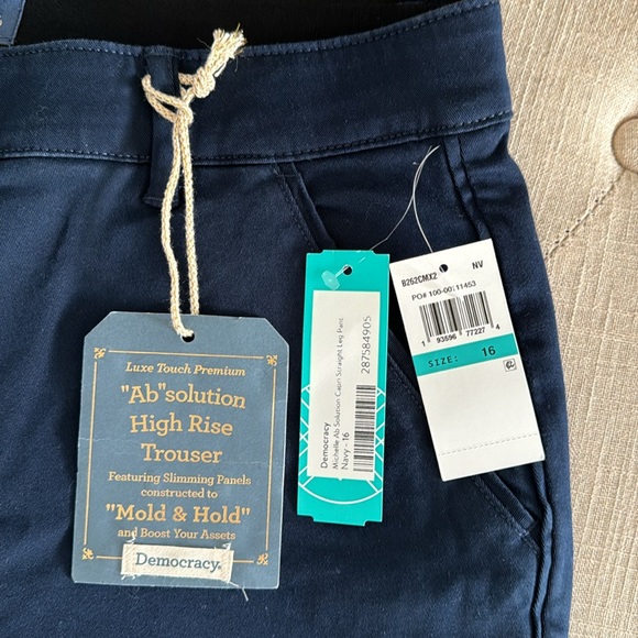 NWT Democracy “Ab”solution High Rise pants - Picture 3 of 5